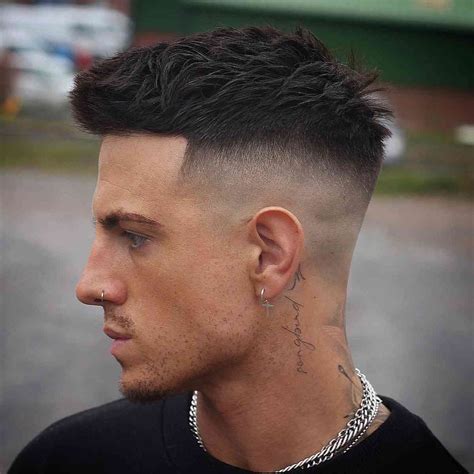 The Best Taper Haircuts – Tapered Hairstyle Guide 2024